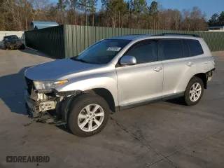 2011 Toyota Highlander with VIN 5TDZA3EH8BS011090, listed as a Copart auction lot 43579365 with 209,698 mi miles and Salvage Title. Bid and sale history available at carsss.com. Image 1.