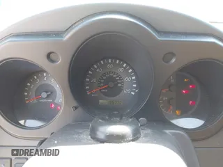 2002 Nissan Xterra SE z VIN 5N1ED28T32C569250, wystawiony jako IAAI lot #42006838 z przebiegiem 195 770 mil mil oraz . Historia ofert i sprzedaży dostępna na DreamBid. Obrazek 7.