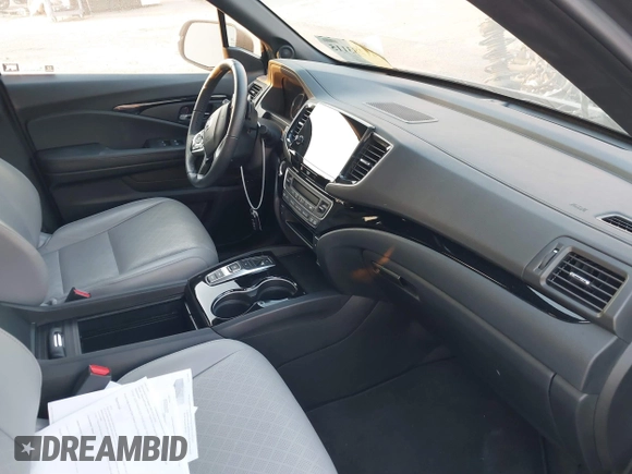 2020 Honda Passport Touring with VIN 5FNYF7H93LB006328, listed as a IAAI auction lot 41283115 with Not Provided miles and . Bid and sale history available at DreamBid. Image 5.