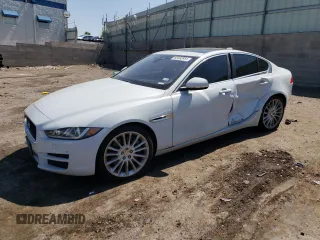 2017 Jaguar XE 35t First Edition with VIN SAJAH4BV0HA946894, listed as a Copart auction lot 58492854 with 76,141 mi miles and Salvage Title. Bid and sale history available at carsss.com. Image 1.
