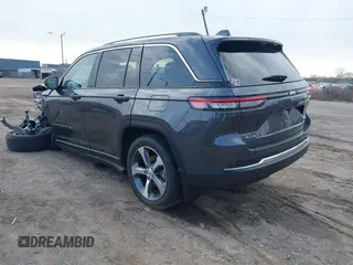 2023 Jeep Grand Cherokee Limited with VIN 1C4RJHBG1PC642541, listed as a IAAI auction lot 41959275 with 10,535 mi miles and . Bid and sale history available at DreamBid. Image 3.