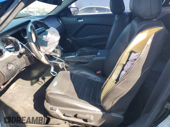 2014 Ford Mustang V6 с VIN 1ZVBP8AM4E5320093, выставлен на аукционе Copart как лот 56456695 с пробегом 138 493 миль миль и На запчасти • Non repairable. История ставок и продаж доступна на DreamBid. Изображение 7.