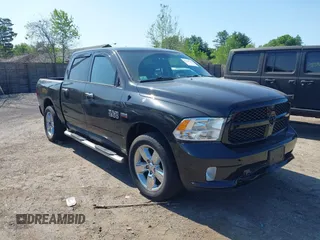 2015 Ram 1500 Big Horn z VIN 1C6RR7LT3FS695218, wystawiony jako IAAI lot #42369799 z przebiegiem 144 010 mil mil oraz . Historia ofert i sprzedaży dostępna na DreamBid. Obrazek 1.