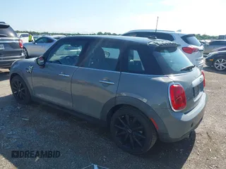 2015 MINI Hardtop 4 Door with VIN WMWXS5C55FT833925, listed as a IAAI auction lot 42505034 with 89,521 mi miles and . Bid and sale history available at DreamBid. Image 3.