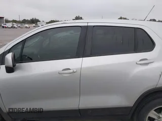 2020 Chevrolet Trax LS with VIN 3GNCJKSB2LL205578, listed as a IAAI auction lot 41487913 with 122,343 mi miles and . Bid and sale history available at DreamBid. Image 15.