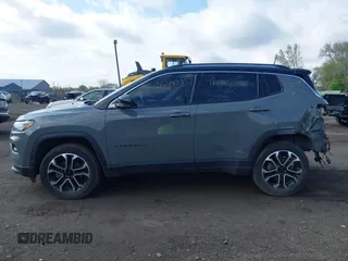 2022 Jeep Compass High Altitude z VIN 3C4NJDCB3NT145518, wystawiony jako IAAI lot #42143357 z przebiegiem 58 276 mil mil oraz . Historia ofert i sprzedaży dostępna na DreamBid. Obrazek 14.