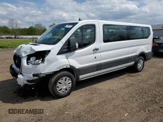 2021 Ford Transit Passenger XL with VIN 1FBAX2Y88MKA30996, listed as a Copart auction lot 52709324 with 86,753 mi miles and Salvage Title. Bid and sale history available at carsss.com. Image 1.