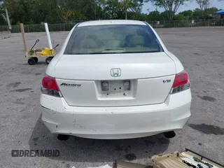 2009 Honda Accord EX-L z VIN 1HGCP36809A025836, wystawiony jako IAAI lot #42084971 z przebiegiem 191 373 mil mil oraz . Historia ofert i sprzedaży dostępna na DreamBid. Obrazek 16.