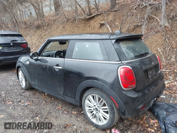 2019 MINI Hardtop Cooper S z VIN WMWXP7C54K2A53043, wystawiony jako IAAI lot #41794566 z przebiegiem 42 278 mil mil oraz . Historia ofert i sprzedaży dostępna na DreamBid. Obrazek 3.