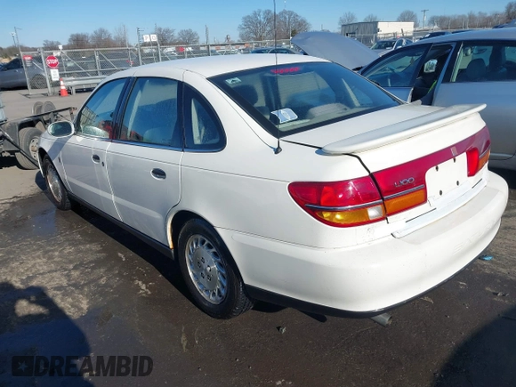 2002 Saturn LS z VIN 1G8JS54F62Y552871, wystawiony jako IAAI lot #41309003 z przebiegiem 124 216 mil mil oraz . Historia ofert i sprzedaży dostępna na DreamBid. Obrazek 3.
