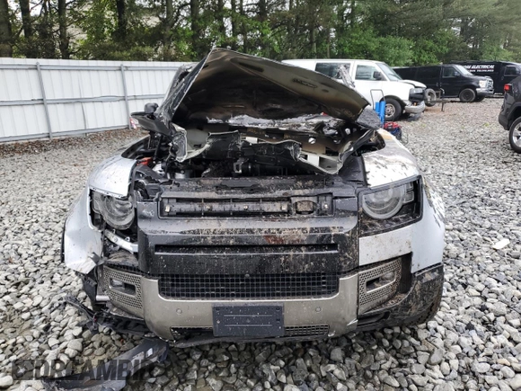 2020 Land Rover Defender X with VIN SALEX7EU4L2022316, listed as a Copart auction lot 57082085 with Not provided miles and Non repairable. Bid and sale history available at DreamBid. Image 5.