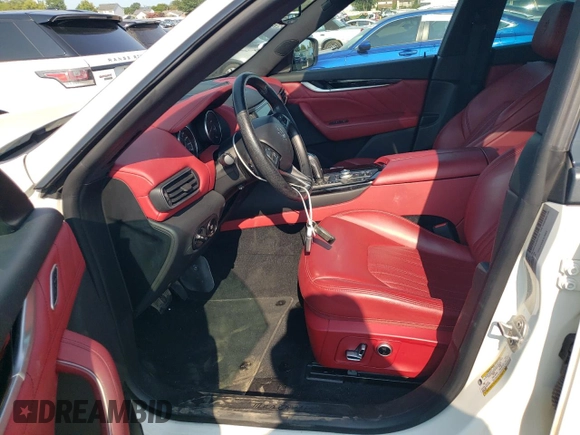 2021 Maserati Levante GT with VIN ZN661XUA9MX372242, listed as a Copart auction lot 69440164 with 33,783 mi miles and Salvage Title. Bid and sale history available at carsss.com. Image 7.