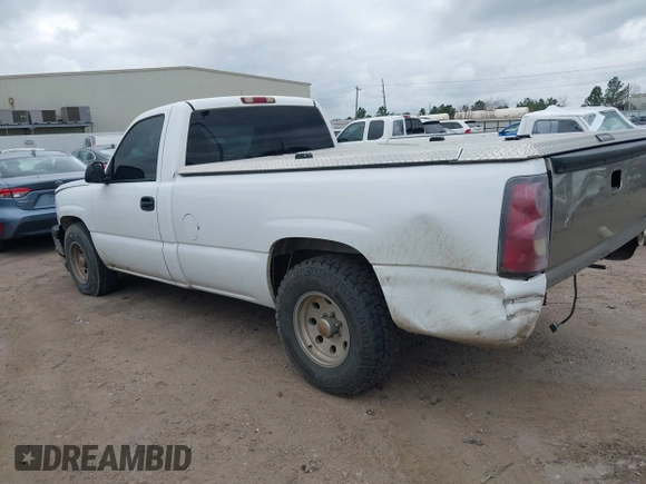 2004 Chevrolet Silverado 1500 Work Truck with VIN 1GCEC14XX4Z201304, listed as a IAAI auction lot 41462671 with 131,083 mi miles. Bid and sale history available at carsss.com. Image 3.
