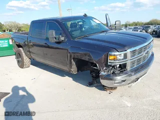 2015 Chevrolet Silverado 1500 LT with VIN 3GCUKREC0FG504717, listed as a IAAI auction lot 41668156 with 79,641 mi miles. Bid and sale history available at carsss.com. Image 1.