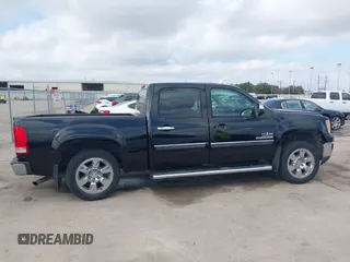 2011 GMC Sierra 1500 SLE z VIN 3GTP1VE0XBG306560, wystawiony jako IAAI lot #41496403 z przebiegiem 213 831 mil mil oraz . Historia ofert i sprzedaży dostępna na DreamBid. Obrazek 14.