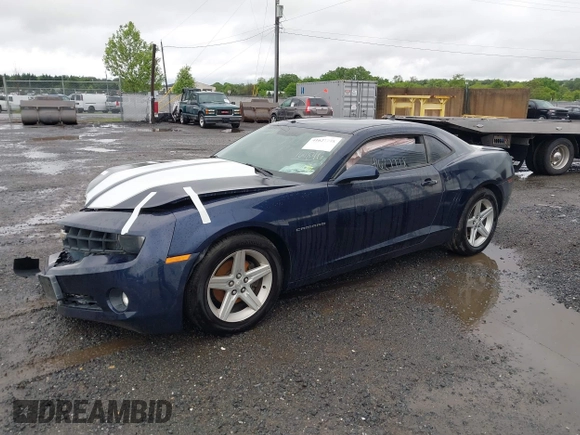 2012 Chevrolet Camaro 1LT z VIN 2G1FB1E37C9164846, wystawiony jako IAAI lot #41627778 z przebiegiem 105 108 mil mil oraz . Historia ofert i sprzedaży dostępna na DreamBid. Obrazek 2.