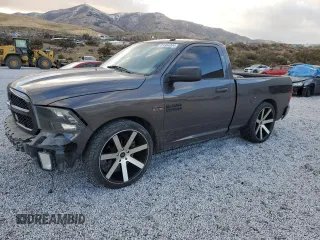 2018 Ram 1500 Express z VIN 3C6JR6AT4JG250464, wystawiony jako Copart lot #81504004 z przebiegiem 44 810 mil mil oraz Szkoda całkowita • Salvage title. Historia ofert i sprzedaży dostępna na DreamBid. Obrazek 1.
