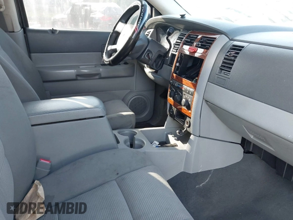 2008 Dodge Durango SLT z VIN 1D8HB48N98F110009, wystawiony jako IAAI lot #42157168 z przebiegiem 111 822 mil mil oraz . Historia ofert i sprzedaży dostępna na DreamBid. Obrazek 5.