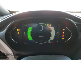 2018 Chevrolet Bolt EV Premier z VIN 1G1FX6S03J4114826, wystawiony jako Copart lot #57649515 z przebiegiem 136 670 mil mil oraz Szkoda całkowita • Salvage title. Historia ofert i sprzedaży dostępna na DreamBid. Obrazek 9.