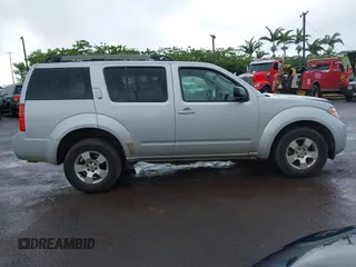 2012 Nissan Pathfinder S z VIN 5N1AR1NN7CC631069, wystawiony jako IAAI lot #39690253 z przebiegiem 135 828 mil mil oraz . Historia ofert i sprzedaży dostępna na DreamBid. Obrazek 13.