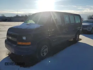 2005 Chevrolet Express Passenger z VIN 1GAGG25V151202897, wystawiony jako Copart lot #43772225 z przebiegiem 147 778 mil mil oraz Szkoda całkowita • Salvage title. Historia ofert i sprzedaży dostępna na DreamBid. Obrazek 1.
