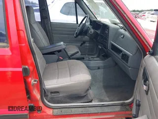 1996 Jeep Cherokee SE с VIN 1J4FT28S1TL183781, выставлен на аукционе IAAI как лот 42492850 с пробегом 168 207 миль миль и . История ставок и продаж доступна на DreamBid. Изображение 5.