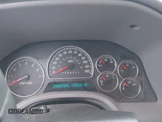 2008 GMC Envoy Denali with VIN 1GKET63M082187436, listed as a IAAI auction lot 41726422 with 195,918 mi miles. Bid and sale history available at carsss.com. Image 7.