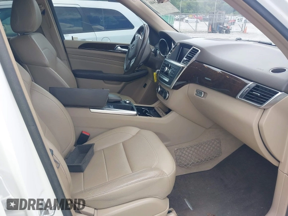 2015 Mercedes-Benz M 350 with VIN 4JGDA5JB0FA452749, listed as a IAAI auction lot 42412440 with 88,304 mi miles and . Bid and sale history available at DreamBid. Image 5.