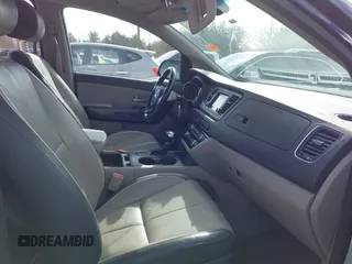 2018 Kia Sedona LX with VIN KNDMB5C15J6390850, listed as a IAAI auction lot 41667222 with 114,879 mi miles. Bid and sale history available at carsss.com. Image 5.