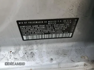 2017 Volkswagen GTI S z VIN 3VW447AU0HM033019, wystawiony jako Copart lot #51518285 z przebiegiem 93 427 mil mil oraz Szkoda całkowita • Salvage title. Historia ofert i sprzedaży dostępna na DreamBid. Obrazek 14.