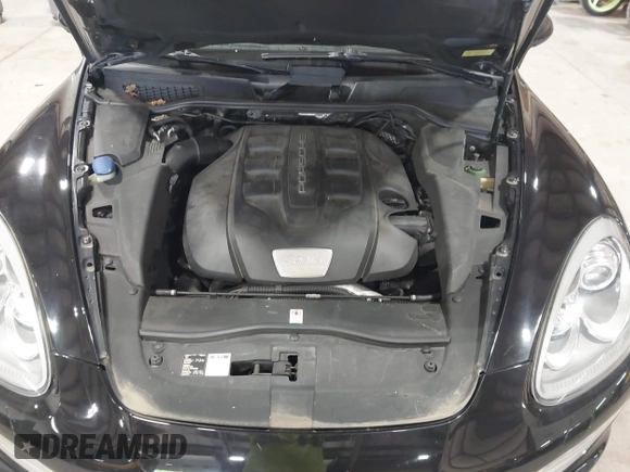 2014 Porsche Cayenne Diesel with VIN WP1AF2A25ELA45518, listed as a IAAI auction lot 42537736 with 210,836 mi miles and . Bid and sale history available at DreamBid. Image 10.
