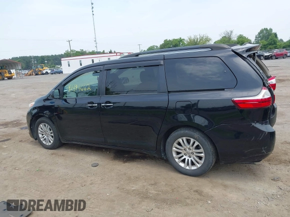 2016 Toyota Sienna XLE z VIN 5TDYK3DC9GS706815, wystawiony jako IAAI lot #42494662 z przebiegiem 141 157 mil mil oraz . Historia ofert i sprzedaży dostępna na DreamBid. Obrazek 14.