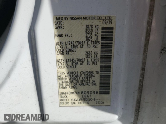 2019 Nissan NV Cargo S z VIN 1N6BF0KM7KN809036, wystawiony jako Copart lot #55559605 z przebiegiem 84 451 mil mil oraz Szkody całkowita. Historia ofert i sprzedaży dostępna na DreamBid. Obrazek 14.