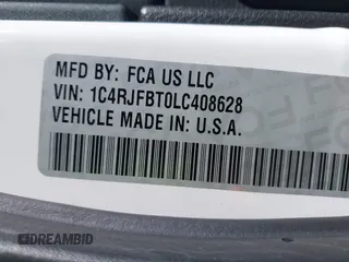 2020 Jeep Grand Cherokee Limited X z VIN 1C4RJFBT0LC408628, wystawiony jako IAAI lot #41632158 z przebiegiem 48 058 mil mil oraz . Historia ofert i sprzedaży dostępna na DreamBid. Obrazek 9.
