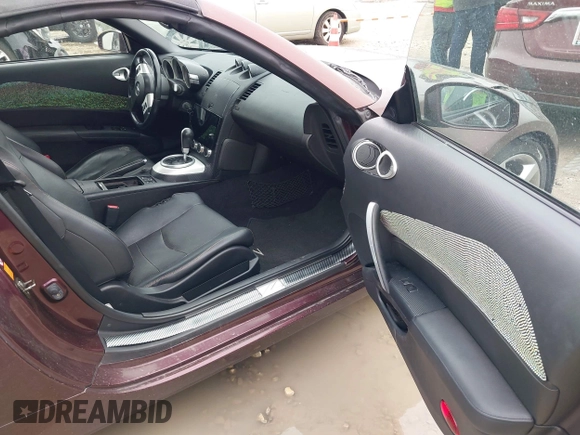 2006 Nissan 350Z Touring with VIN JN1AZ36A66M455600, listed as a IAAI auction lot 41942536 with 116,435 mi miles and . Bid and sale history available at DreamBid. Image 5.