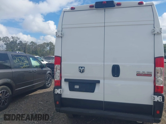 2019 Ram ProMaster Cargo with VIN 3C6TRVCG4KE521572, listed as a IAAI auction lot 40469320 with 191,158 mi miles and . Bid and sale history available at DreamBid. Image 16.