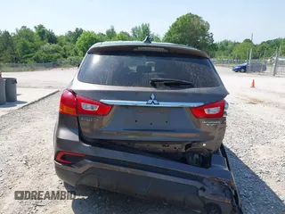 2019 Mitsubishi Outlander ES z VIN JA4AP3AU1KU028642, wystawiony jako IAAI lot #42158316 z przebiegiem 60 764 mil mil oraz . Historia ofert i sprzedaży dostępna na DreamBid. Obrazek 16.