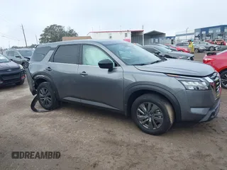 2024 Nissan Pathfinder S with VIN 5N1DR3AAXRC273423, listed as a IAAI auction lot 41210916 with 9,831 mi miles and . Bid and sale history available at DreamBid. Image 13.