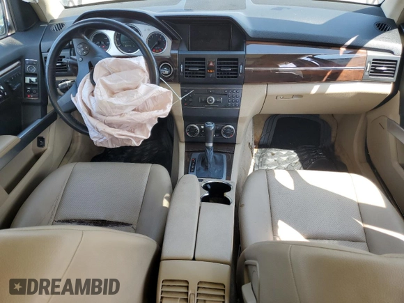 2010 Mercedes-Benz GLK 350 with VIN WDCGG8HB6AF470072, listed as a Copart auction lot 69049434 with 167,581 mi miles and Salvage Title. Bid and sale history available at DreamBid. Image 8.