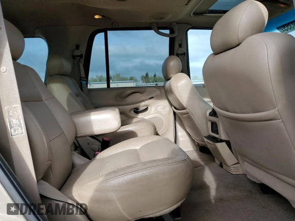 2001 Ford Expedition Eddie Bauer with VIN 1FMPU18L31LB70212, listed as a Copart auction lot 50969355 with 100,311 mi miles and Clean title. Bid and sale history available at DreamBid. Image 11.