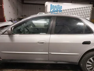 2001 Honda Accord LX with VIN 1HGCG55421A079332, listed as a IAAI auction lot 41615662 with 254,314 mi miles and . Bid and sale history available at DreamBid. Image 15.