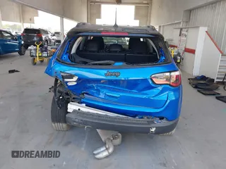 2020 Jeep Compass Altitude with VIN 3C4NJCBB3LT257440, listed as a IAAI auction lot 42115129 with 70,990 mi miles and . Bid and sale history available at carsss.com. Image 16.