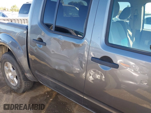 2008 Nissan Frontier SE z VIN 1N6AD07U48C444216, wystawiony jako IAAI lot #40119585 z przebiegiem 183 893 mil mil oraz . Historia ofert i sprzedaży dostępna na DreamBid. Obrazek 20.