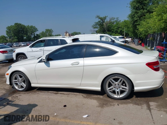2014 Mercedes-Benz C 250 with VIN WDDGJ4HB9EG186697, listed as a IAAI auction lot 42447765 with 99,700 mi miles and . Bid and sale history available at DreamBid. Image 14.