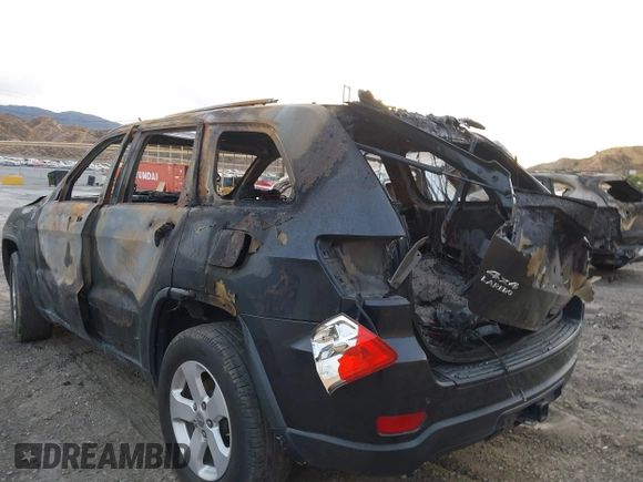 2013 Jeep Grand Cherokee Laredo с VIN 1C4RJFAG2DC620484, выставлен на аукционе IAAI как лот 41082838 с пробегом Не указан миль и . История ставок и продаж доступна на DreamBid. Изображение 11.