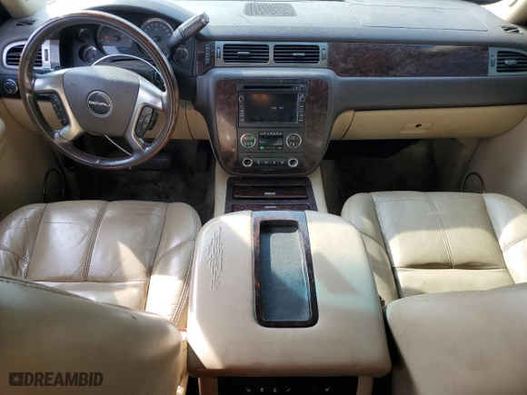 2007 GMC Yukon Denali with VIN 1GKFK63897J320368, listed as a Copart auction lot 77888774 with 233,584 mi miles and Clean Title. Bid and sale history available at carsss.com. Image 8.