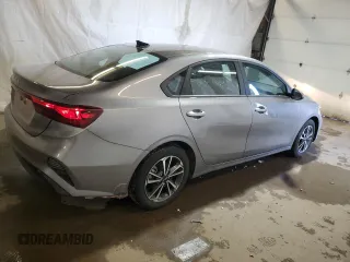 2024 Kia Forte LXS with VIN 3KPF24AD0RE779059, listed as a Copart auction lot 45660095 with 17,721 mi miles and Clean Title. Bid and sale history available at carsss.com. Image 3.