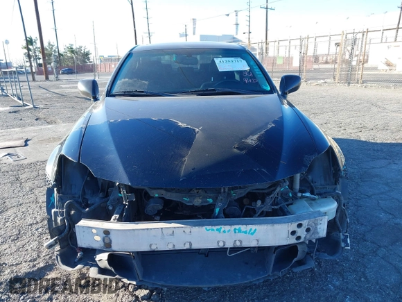2008 Lexus IS 250 with VIN JTHBK262882073350, listed as a IAAI auction lot 41253717 with 204,791 mi miles. Bid and sale history available at carsss.com. Image 6.