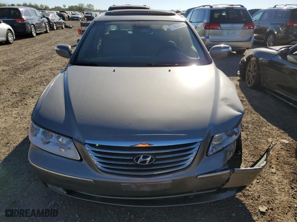 2009 Hyundai Azera Limited with VIN KMHFC46F09A381047, listed as a Copart auction lot 71802614 with 106,632 mi miles and Salvage Title. Bid and sale history available at carsss.com. Image 5.