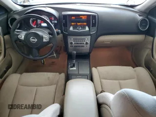 2014 Nissan Maxima SV z VIN 1N4AA5AP7EC915563, wystawiony jako Copart lot #58581365 z przebiegiem 32 347 mil mil oraz Szkoda całkowita • Salvage title. Historia ofert i sprzedaży dostępna na DreamBid. Obrazek 8.